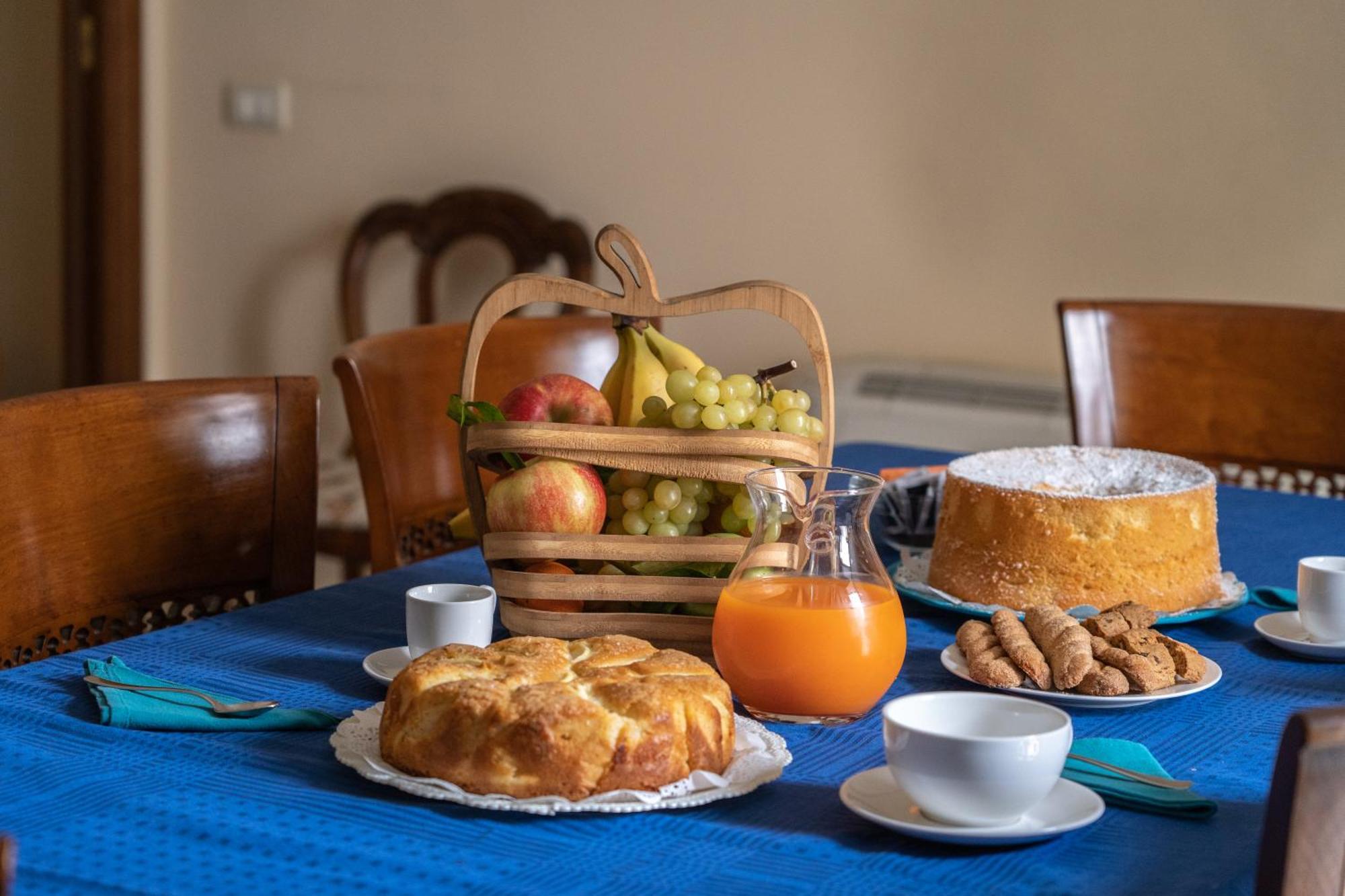 B&B Iris Laterza Kültér fotó